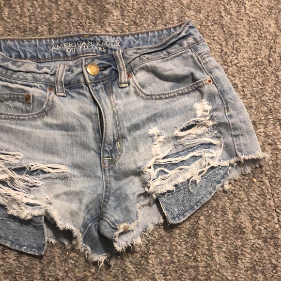 American Eagle Outfitters High Rise Festival Light Wash Ripped Denim Shorts 4 - Picture 4 of 10